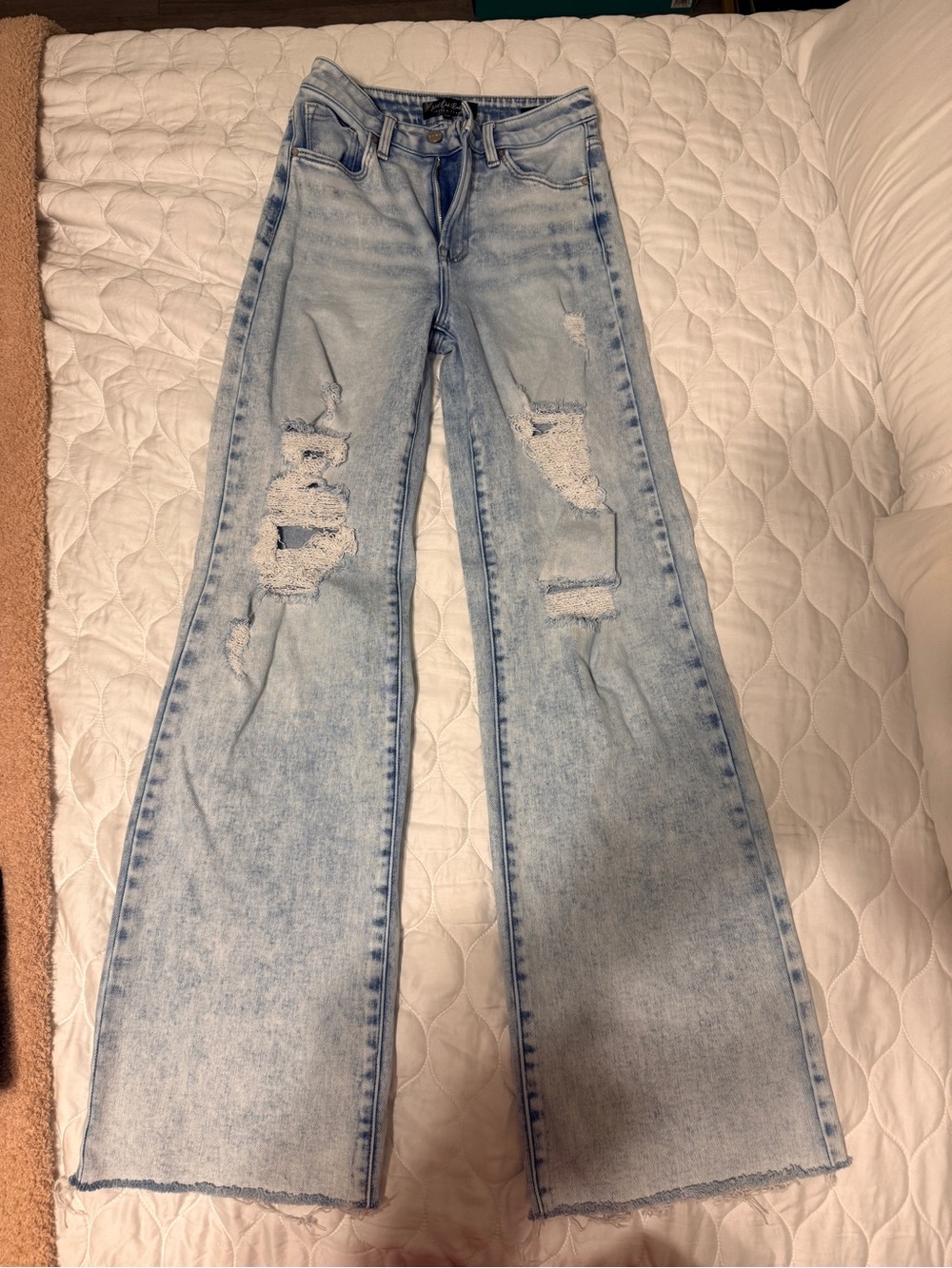 Risen Light Wash Ripped Wide-Leg Women’s Jeans - Light Blue